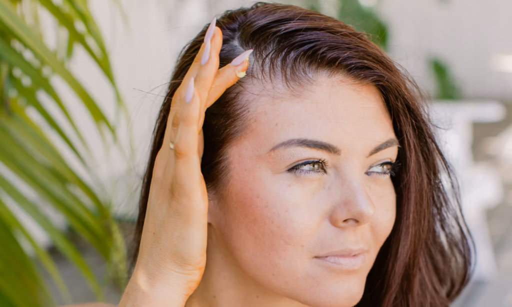 Customer using Haitian Hair Butter | Donata Skinfood